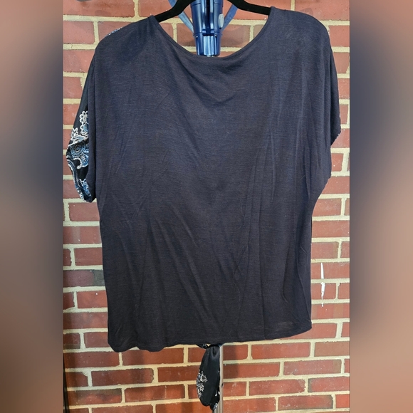 Dana Buchman Boho Chic Blue Mandala Medallion Tie Front Blouse Sz Medium - Picture 4 of 4